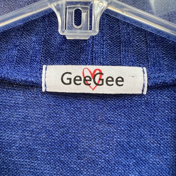 GeeGee sweater size S - Picture 2 of 4